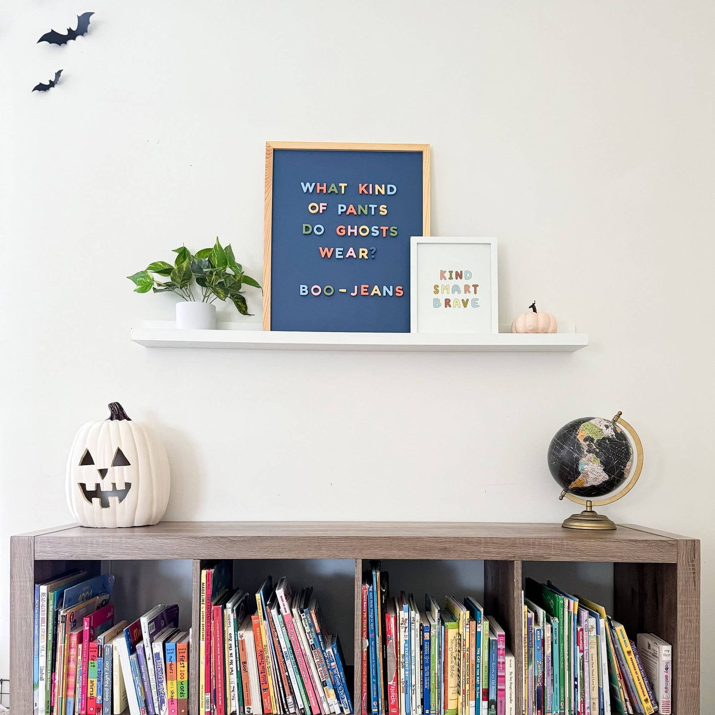 200pc Magnetic Letters