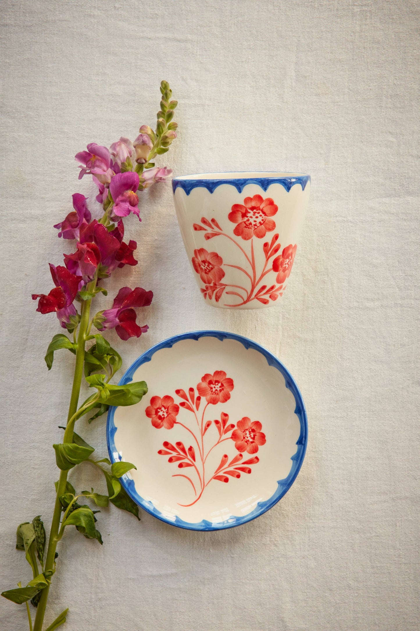 Ceramic Oval Cup with Hand Painted Vintage Flowers