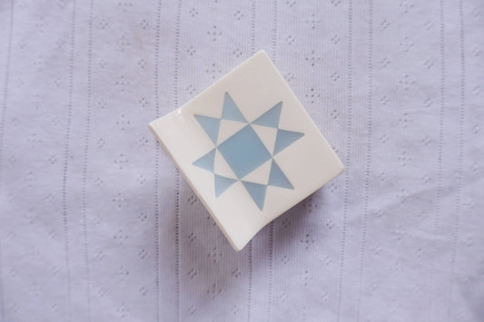 Faded Denim Quilt Claw