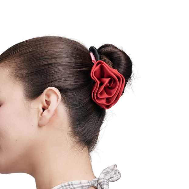La Frida Rosa Silk Scrunchie
