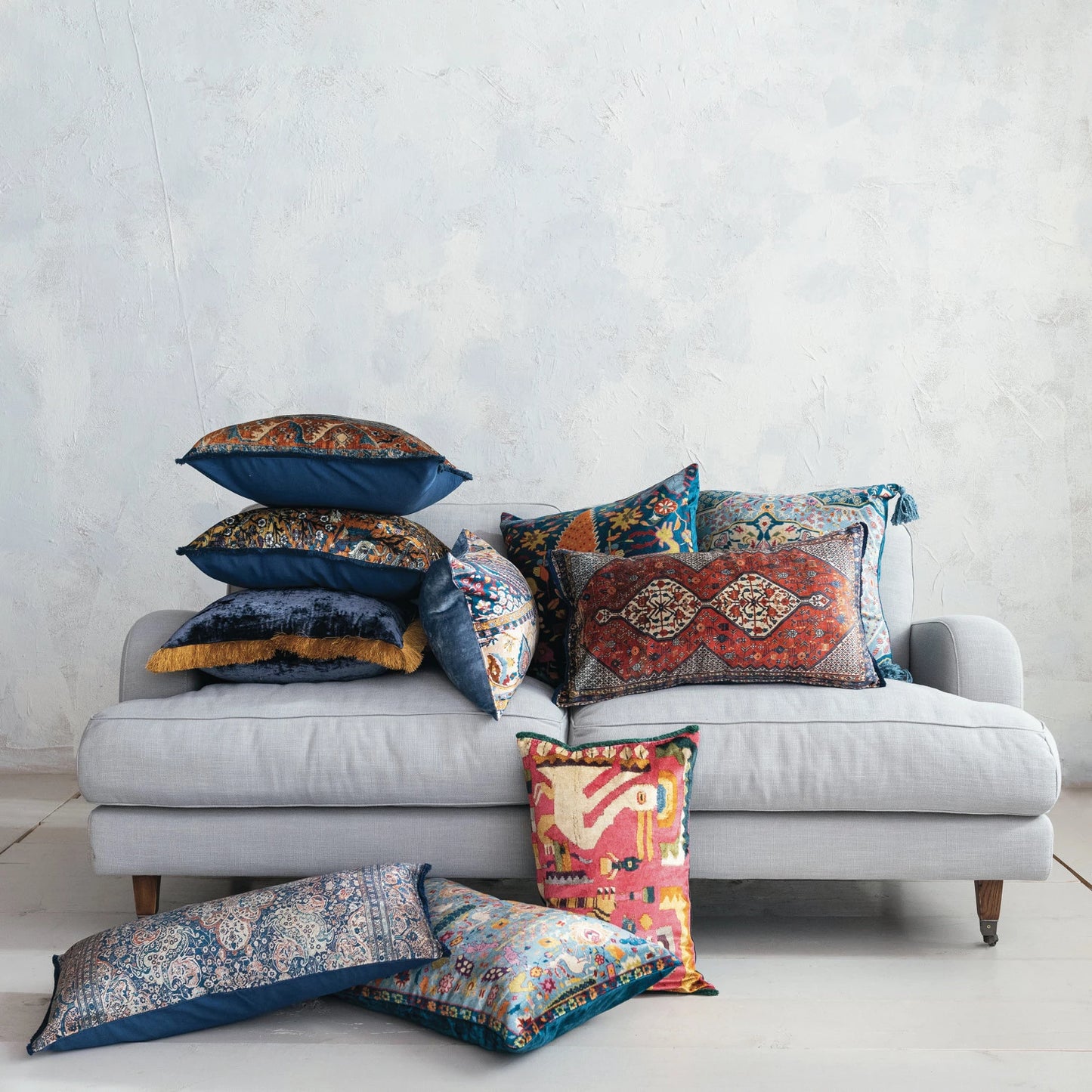 Cotton Blend Velvet Printed Pillow w/ Vintage Carpet Pattern