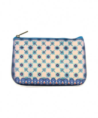 Lavishy Pouch