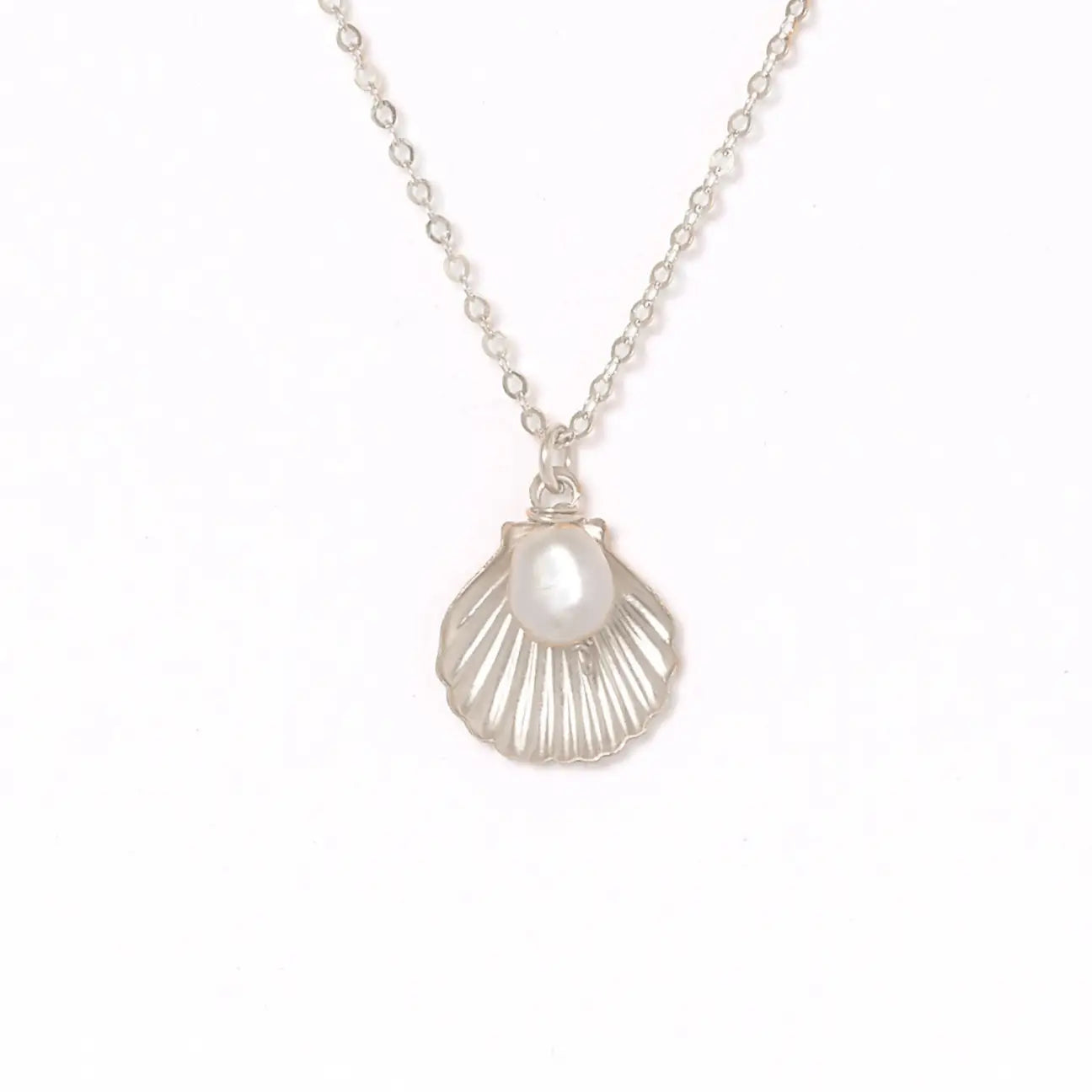 Belle Necklace