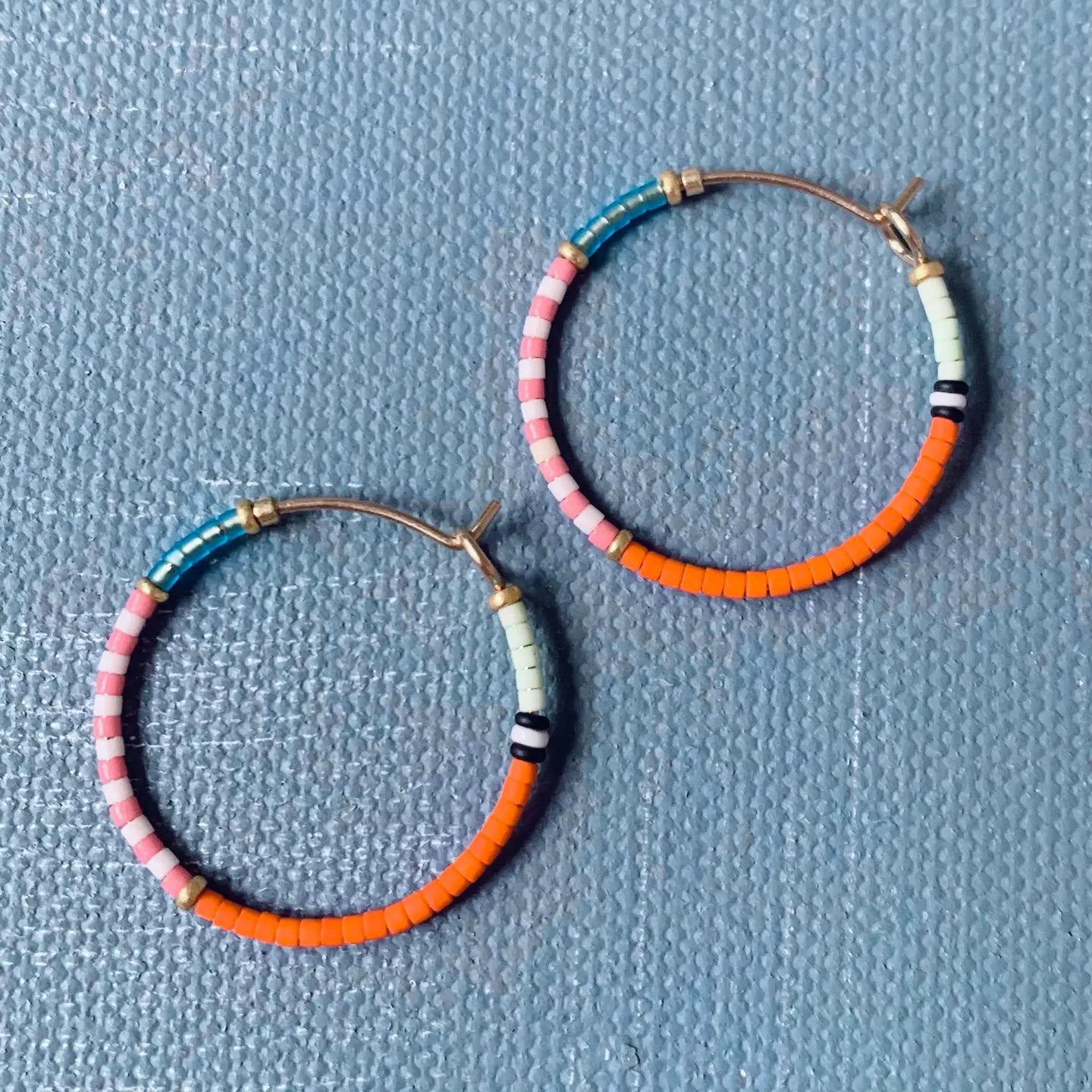 Midi Colorloop Earrings