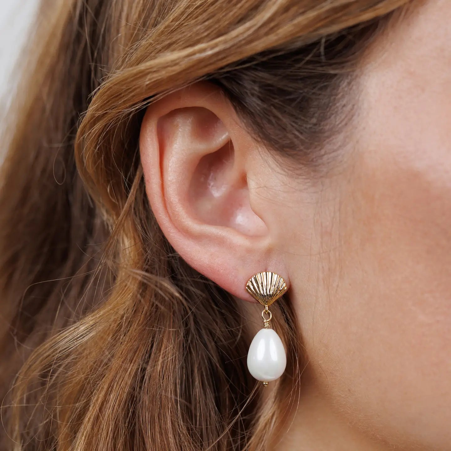 Seashell Pearl Drop Gold Earrings