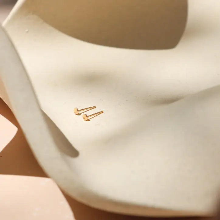 Cove Stud Earrings