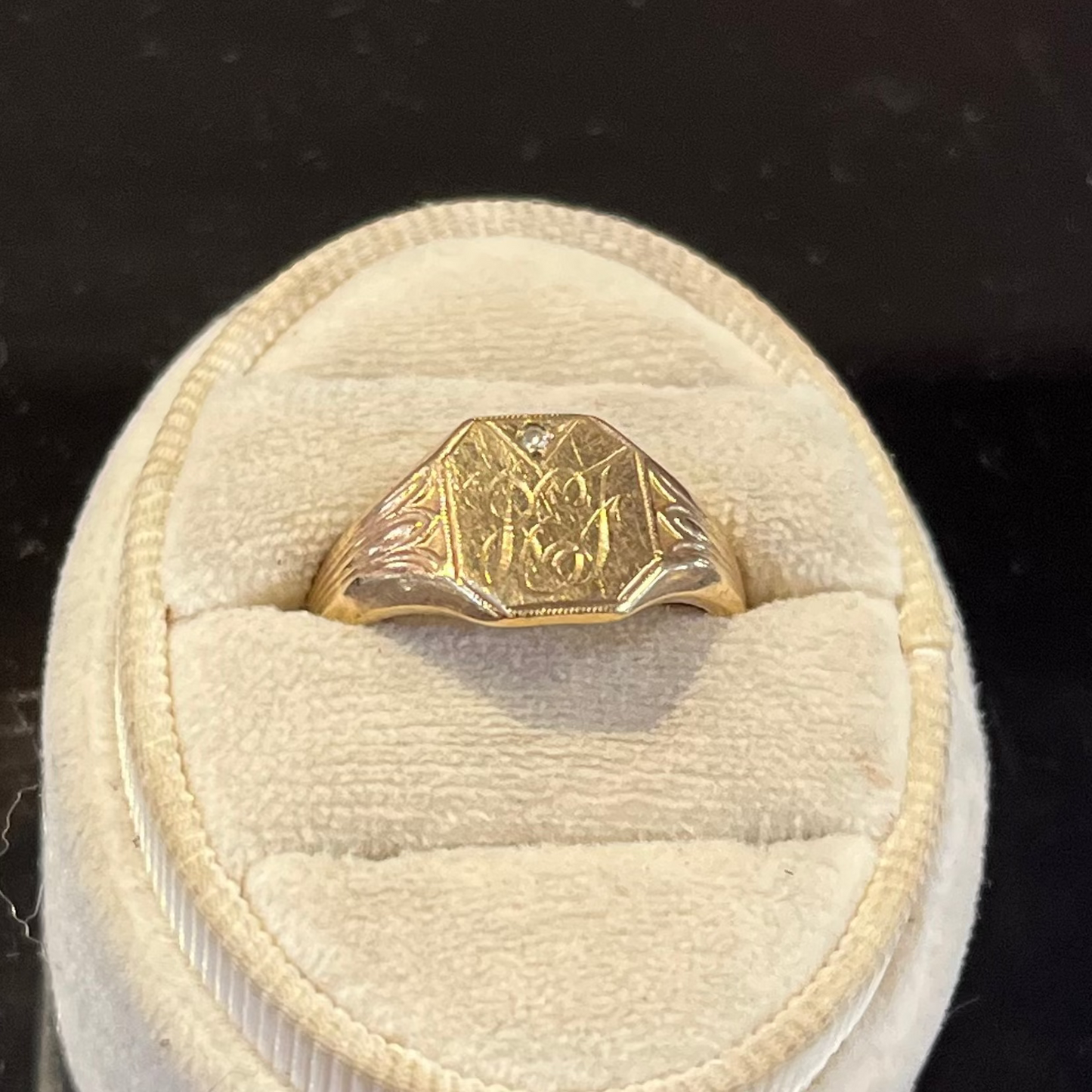 Early Deco Signet Ring