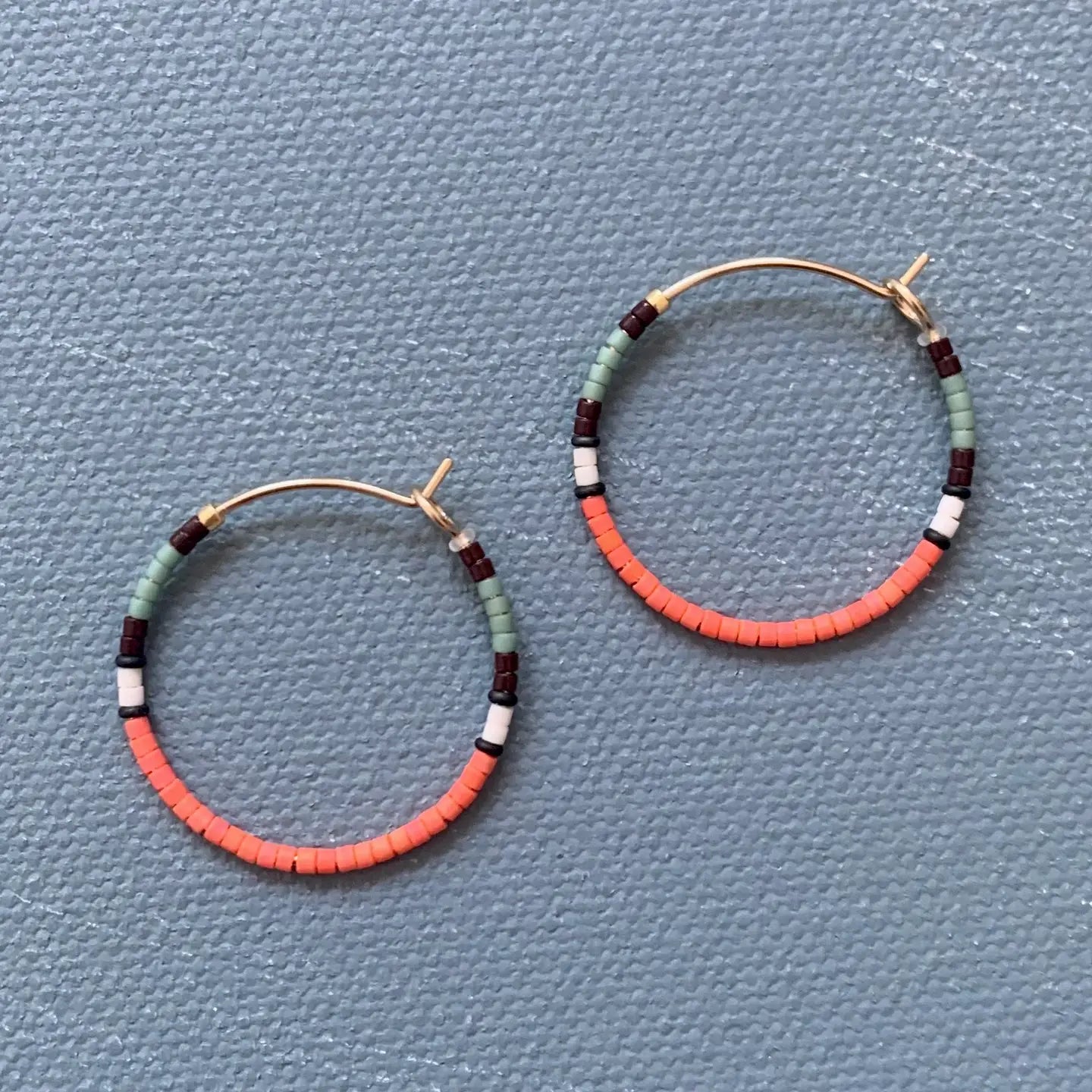 Midi Colorloop Earrings