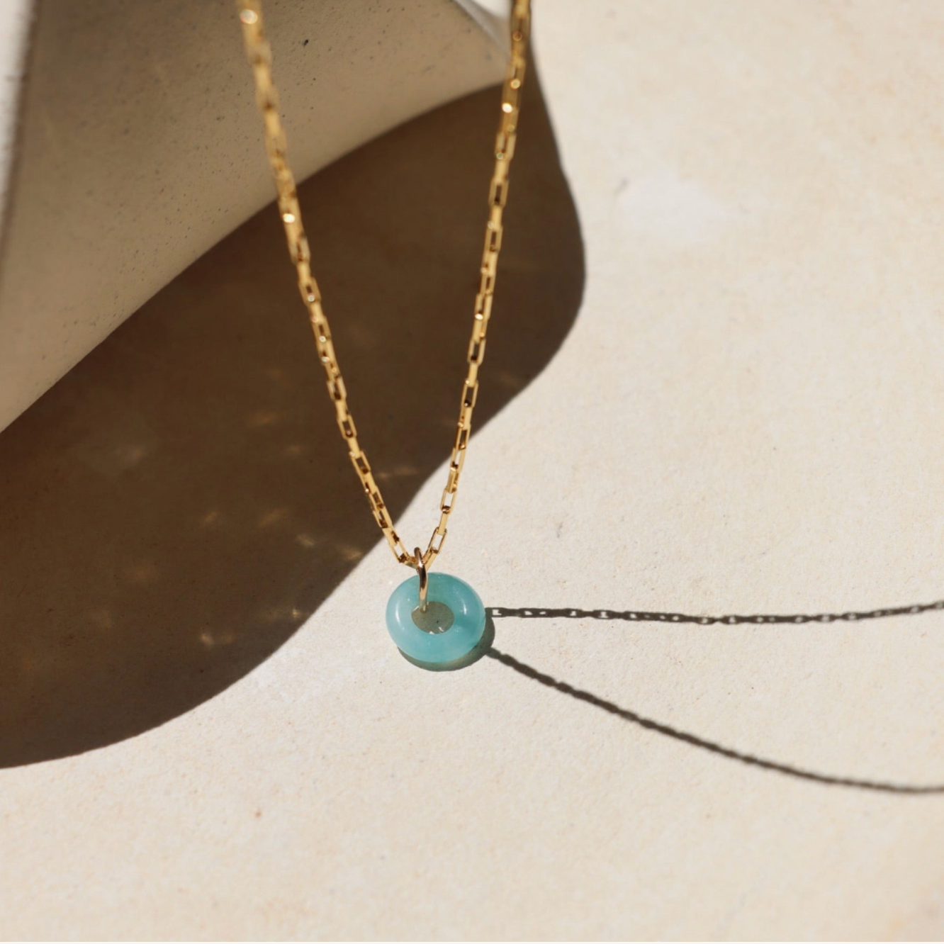 Full Circle Pendant Necklace