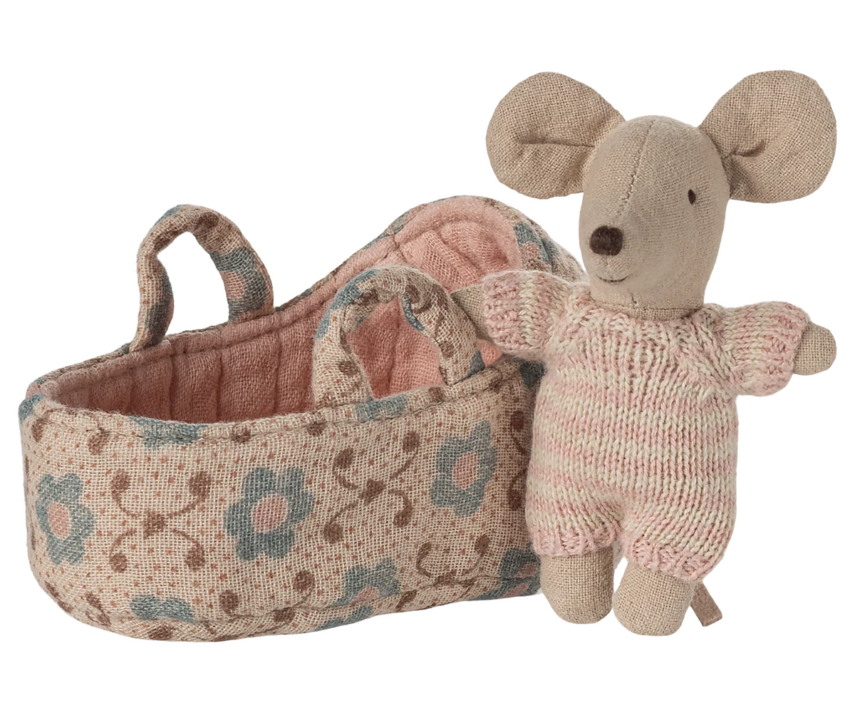 Baby Mouse in Carry Cot
