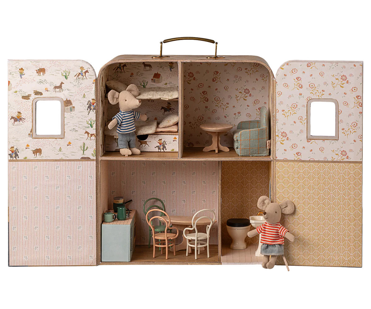 Suit Casa Mouse House