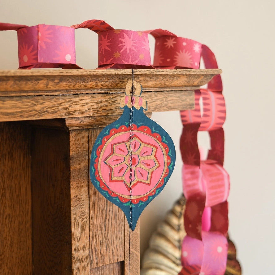 Red & Pink Paper Chain Kit