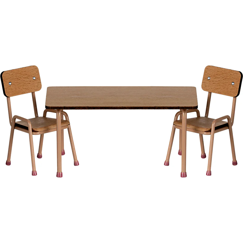 Table & Chair Set, Mouse