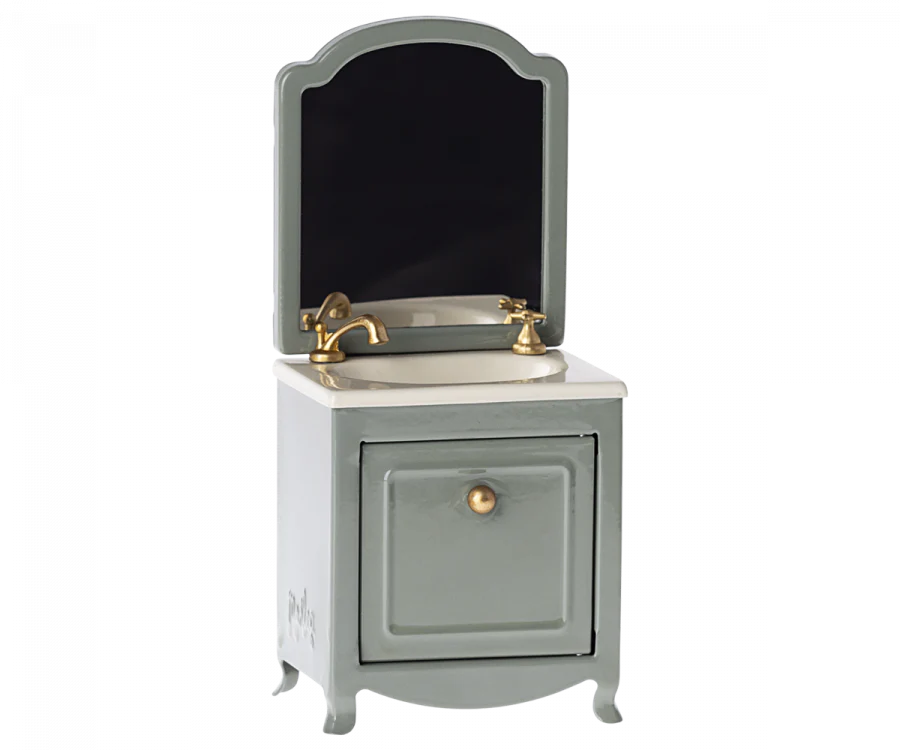 Sink Dresser